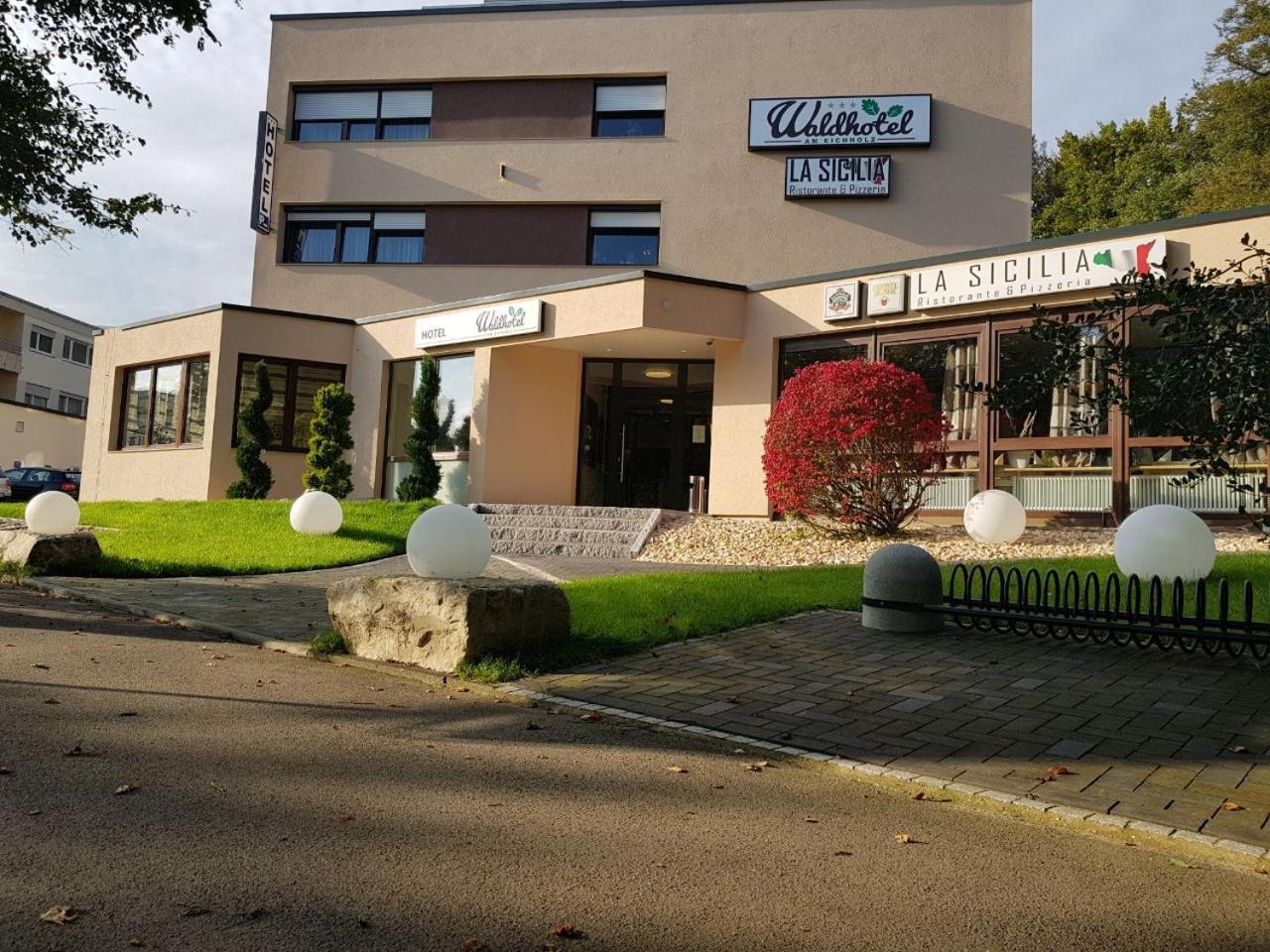 Waldhotel Sindelfingen Am Eichholz Exterior photo
